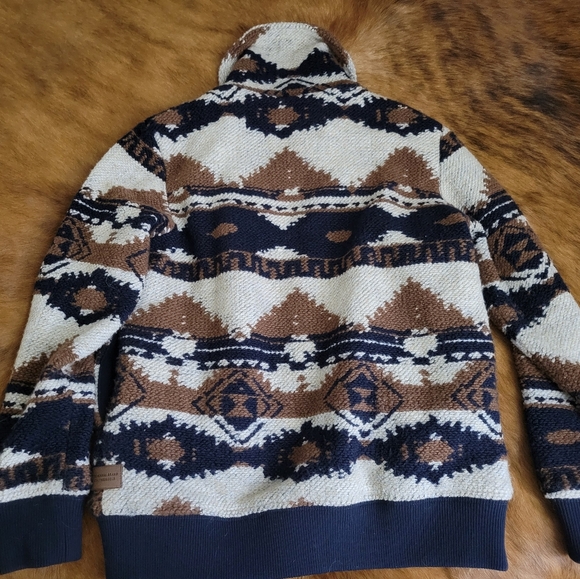 **SOLD**Women's Western boho sweater - Picture 4 of 7